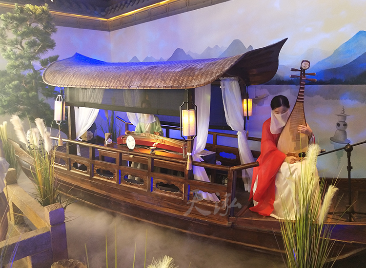 小餐飲船 龜篷船 th029